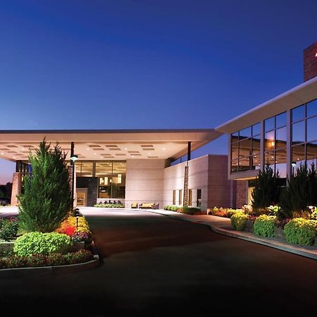 Отель Indianapolis Marriott East Экстерьер фото